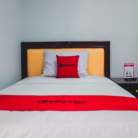Reddoorz Plus @ Helvetia Medan Eksteriør bilde
