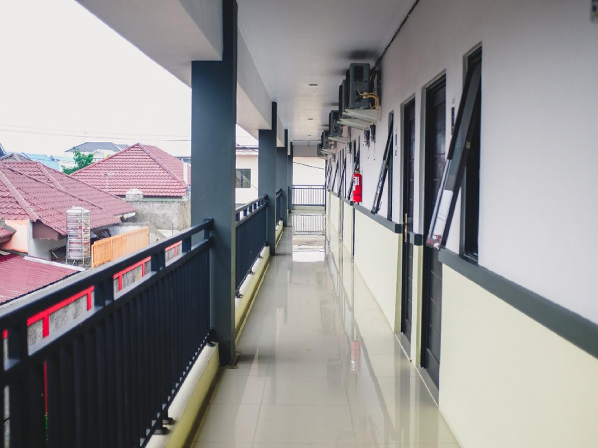 Reddoorz Plus @ Helvetia Medan Eksteriør bilde